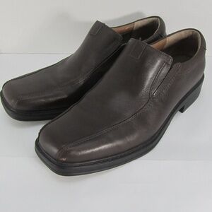Clarks Brown Leather Loafers 11M Slip On‎